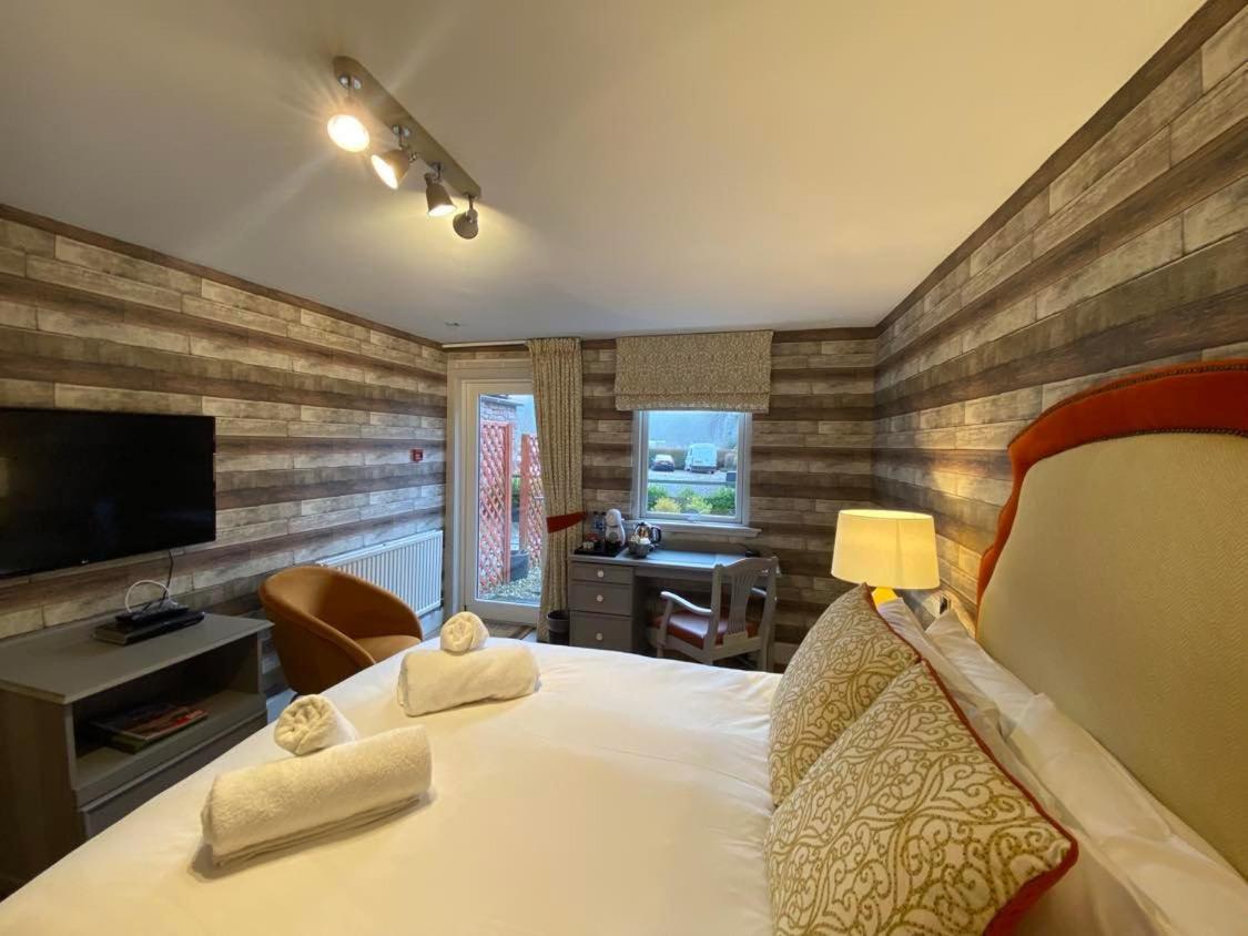 Achray House Restaurant With Rooms Saint Fillans Esterno foto