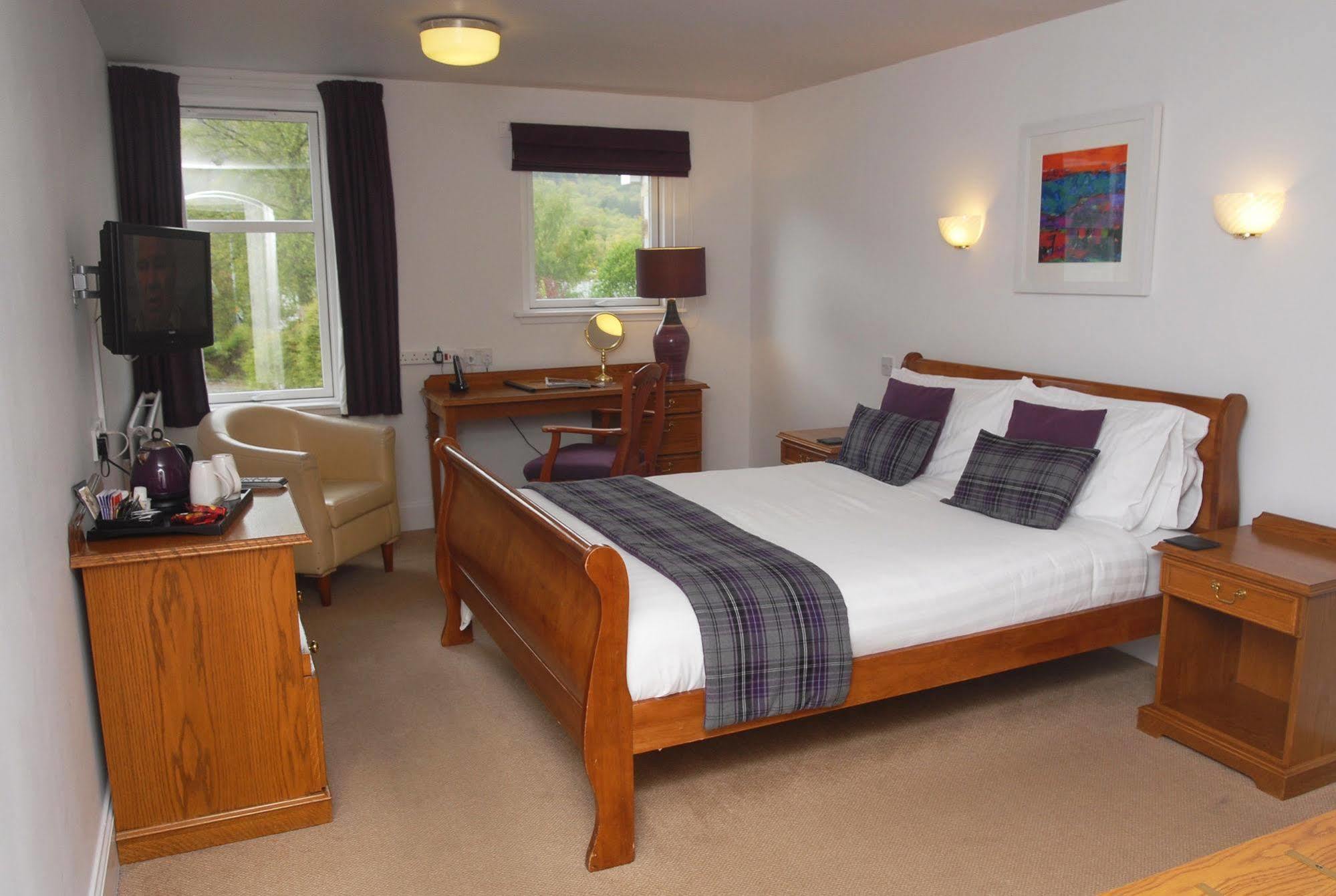 Achray House Restaurant With Rooms Saint Fillans Esterno foto